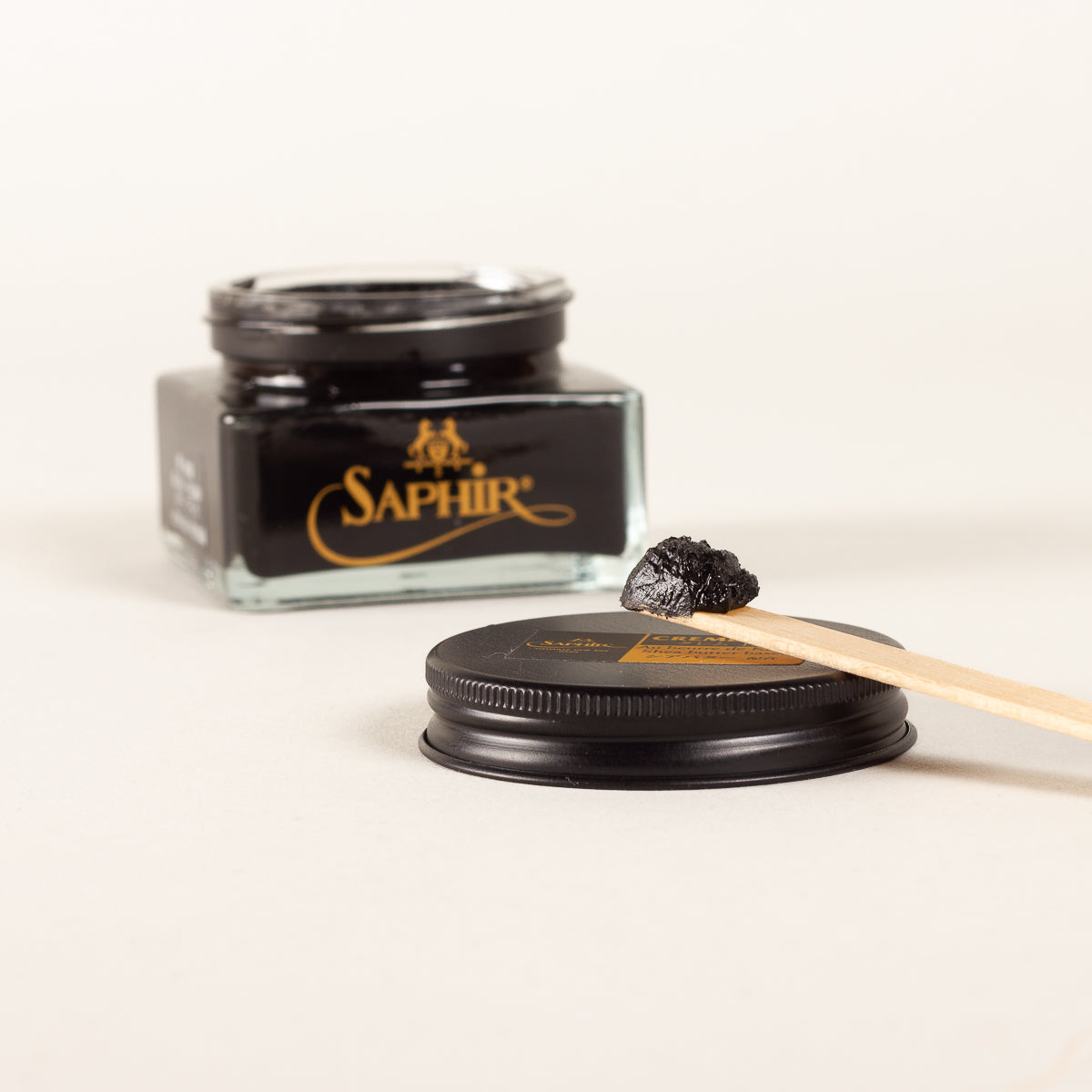 Saphir Médaille d'Or Pommadier shoe cream sample